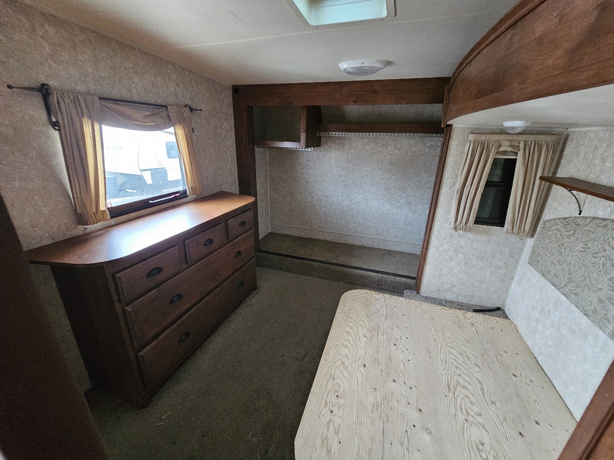 2012 Open Range 340FLR - Image 4