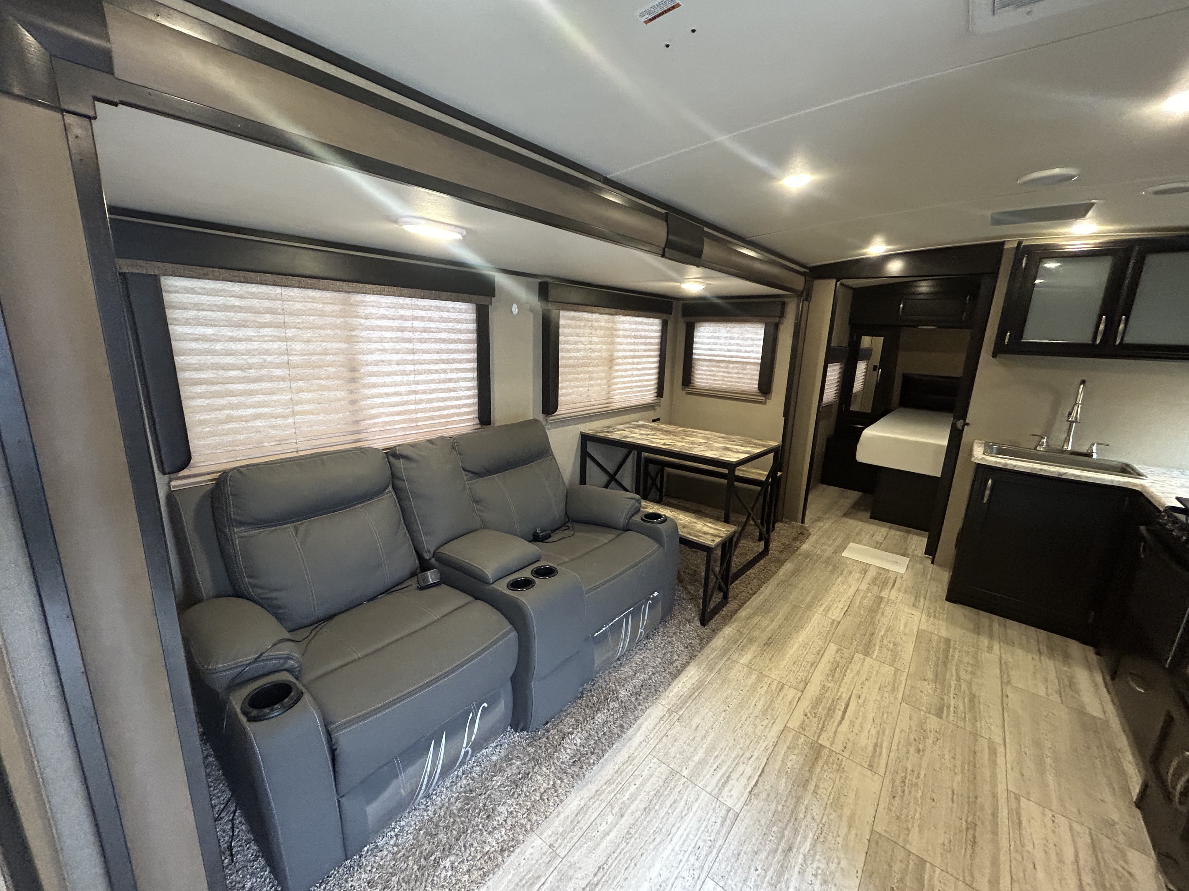 2016 Grand Design 2800BH - Image 5