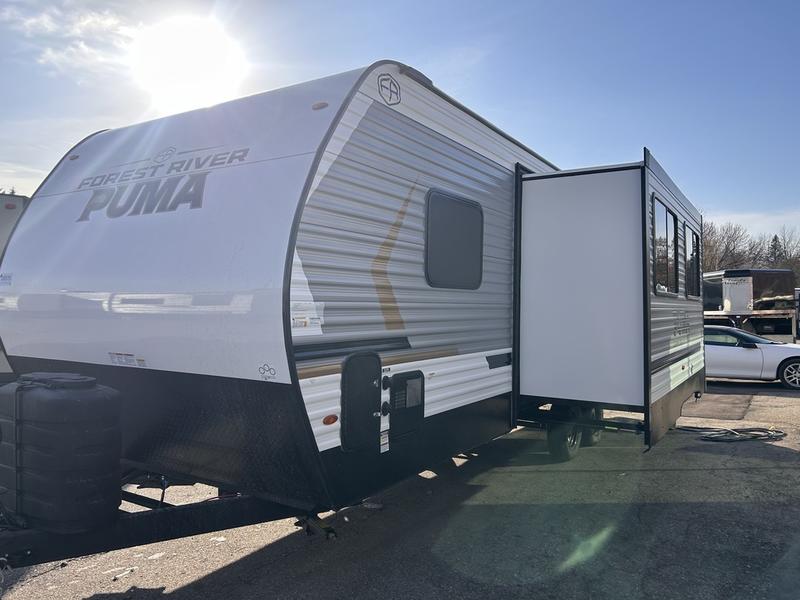 2026 Palomino Puma Camping Edition 250RBCE - Image 3