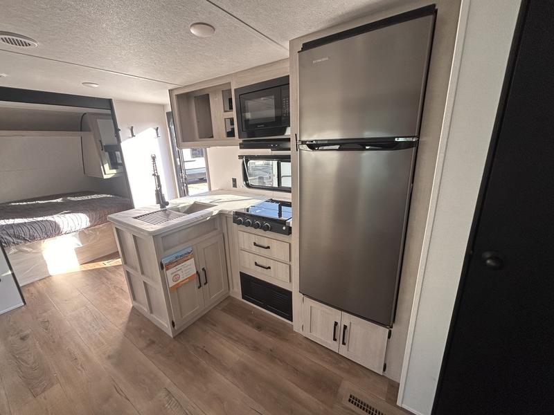 2026 Palomino Puma Camping Edition 250RBCE - Image 6